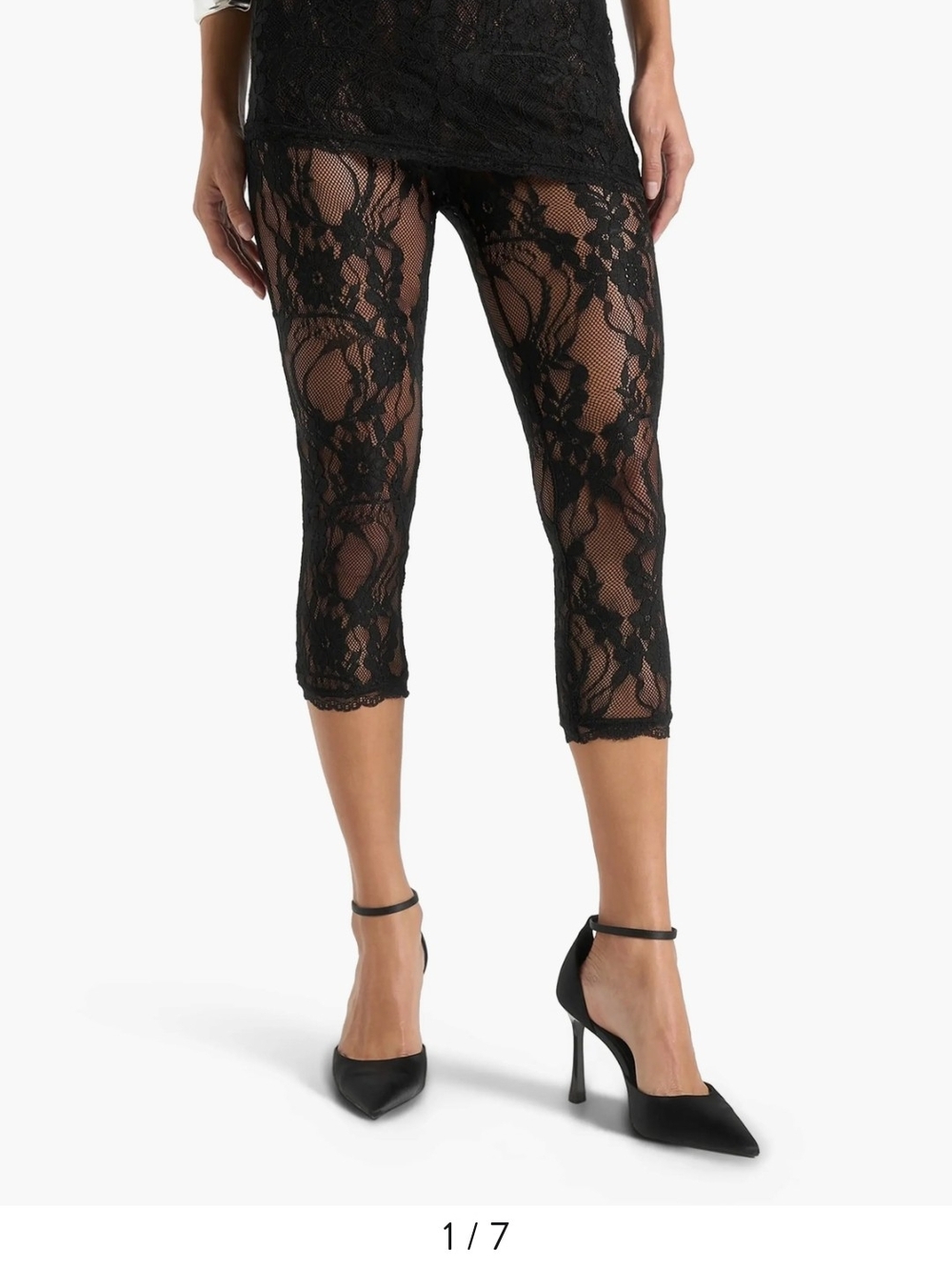 Maniere De Voir Black Lace Cropped Capris - Floral Mesh